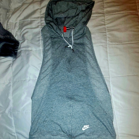 Nike Mesh Vest - Picture 1 of 6